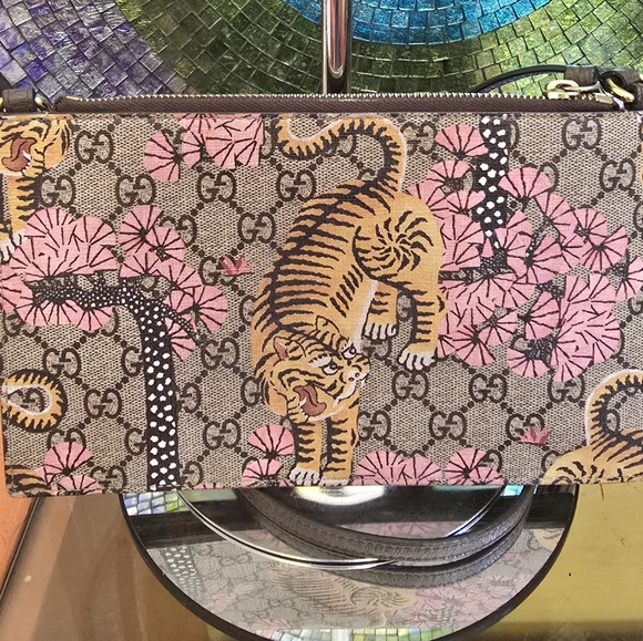 Gucci GG Supreme Bengal Blooms Dual Pouch Shoulder Bag - Picture 3 of 12